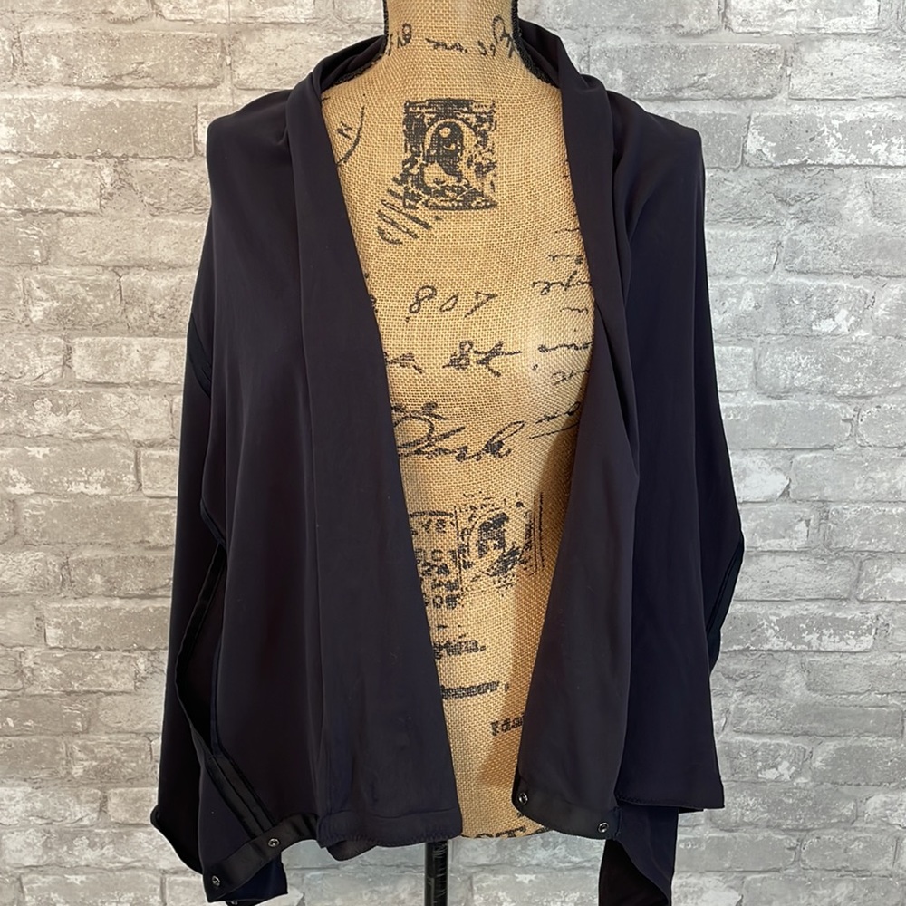 Lululemon Vinyasa Wrap View 6